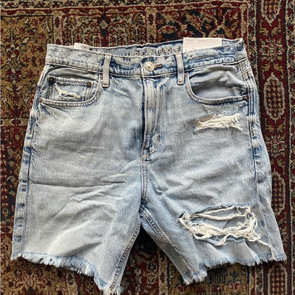 American Eagle Distressed “Skater Short” - Picture 2 of 3